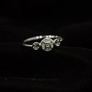 Anillo de dedo fino de acero inoxidable para mujer de moda Coreana de 1,8mm de espesor con cuentas de circón pavimentadas para bodas y fiestas - Product Image 5