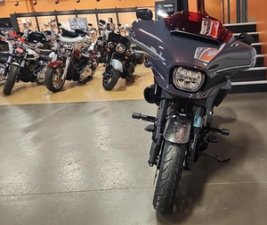 2026 Top vente aux enchères commerciales FLHXSTSE - CVO Street Glide Limited 1 977 cm³ 115 CV 4 500 tr/min Prêt à être expédié - Product Image 3