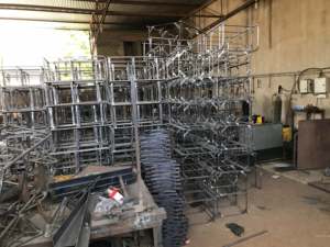 Table de chevet industrielle vintage en métal style épingle à cheveux moderne design pour chambre et salon meubles de maison - Product Image 5