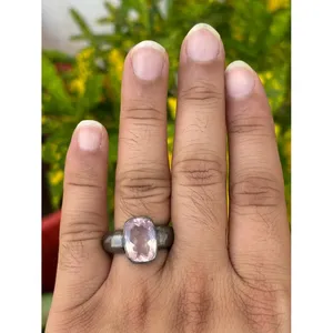 Bague en argent sterling 925 avec quartz rose taille coussin, faite à la main, fournisseur de bijoux en gros - Product Image 4
