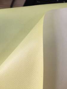 Tissu non tissé en polypropylène (PP) enduit de film en polyéthylène (PE) (tissu non tissé SF) pour les applications médicales et d'hygiène - Product Image 4