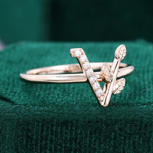 ขายดีแหวนเพชรรูปหัวใจสำหรับงานแต่งงานแหวนเพชรสีโรสโกลด์ชุบตัวอักษรเริ่มต้น "V" Love Finger - Product Image 3