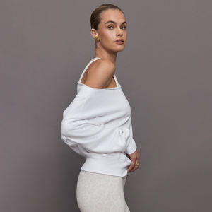 Sudadera personalizada de manga larga con hombros descubiertos para mujer, jersey de rizo suave con bordado y diamantes de imitación, ropa informal para Primavera e Invierno - Product Image 2