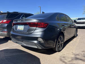 Kia Forte LX 2022 Usado, Volante a la Izquierda, Origen Estadounidense - Product Image 5