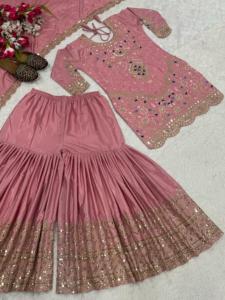 Boda étnica india Kurti Sharara Dupatta Salwar Suit Party Wear Vestido de seda de algodón con trabajo de bordado elegante de diseñador. - Product Image 3