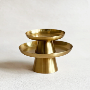 L'usine de conception d'arrivée fournit le support de gâteau en métal de mariage de conception unique d'excellente qualité pour le mariage et l'anniversaire - Product Image 2