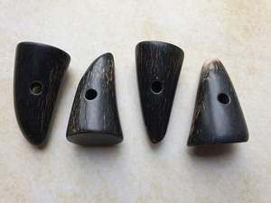 Bouton à bascule en corne de buffle poli à la main avec 2 trous Accessoires de vêtement pour la décoration de vêtements - Product Image 5