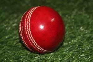 Pelota de Cricket cosida a mano de alta calidad, logotipo personalizado, 50 overs, goma roja y blanca, marca personalizada duradera de PK - Product Image 6