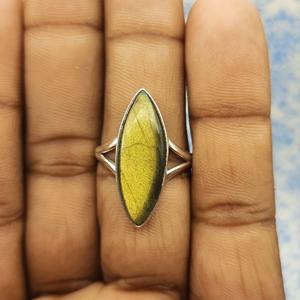 Anillo de labradorita con forma de marquesa de plata fina hecho a mano, banda dividida de alta calidad, joyería de boda, Perla de diamante de estilo bohemio para - Product Image 6