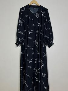 2025 dernière conception à la mode à manches longues femmes Abaya respirant grande taille dames robe musulmane prix de gros - Product Image 4