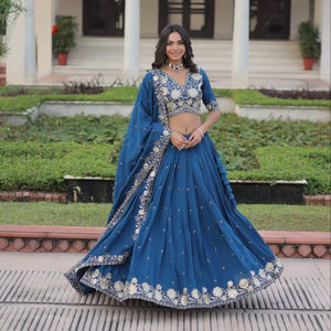 Lehenga siap pakai dengan sulaman benang & blus belum jahit dengan dupatta - Product Image 1