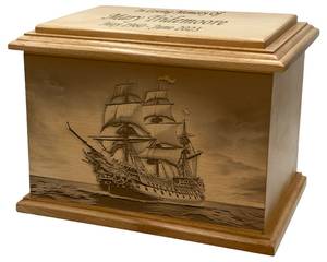 Urne funéraire en bois en forme de bateau viking, urne funéraire en forme de bateau pirate, urne pour les amoureux de l'océan avec gravure, urnes artisanales de nouvelle conception - Product Image 2