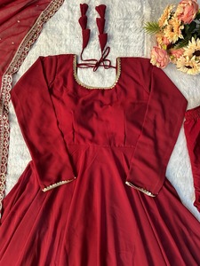 Vestido Anarkali de diseñador de Venta caliente para mujer Atractivo Pishwas Vestidos para festivales indios y fiestas Última ropa de boda - Product Image 2