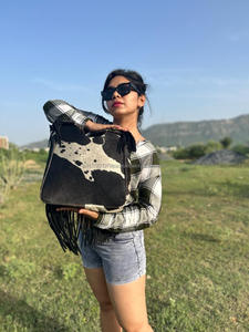 กระเป๋าโท้ทหนังวัวขนสัตว์สำหรับผู้หญิงกระเป๋าถือใต้วงแขนคุณภาพมาตรฐาน - Product Image 4