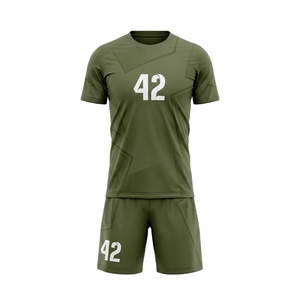 Uniforme de Fútbol Sublimado Personalizado 100% Poliéster, Jersey de Fútbol con Patrón Blanco, Transpirable, de Secado Rápido, Antibacteriano, Cuello Redondo - Product Image 4