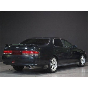 Usado to-yota Cresta sedán de bajo kilometraje, excelente estado mecánico y listo para entrega inmediata - Product Image 4