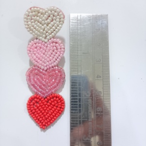 ต่างหูรูปหัวใจประดับลูกปัดทำมือ สี่ชั้น สีสันสดใส เครื่องประดับสำหรับผู้หญิง งานปาร์ตี้ วันวาเลนไทน์ งานแต่งงาน สไตล์โบฮีเมียน ชิค แบบชาติพันธุ์ - Product Image 1