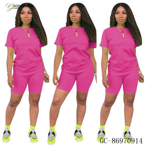 Conjunto informal de dos piezas para mujer por encima de la rodilla, camisa y pantalones cortos lavados sólidos, colores personalizados y logotipo de verano, venta al por mayor - Product Image 3