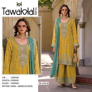 Seda de chinnon pesado con hilo múltiple y bordado Zari Fabricante de trajes Salwar de Surat a la tarifa más baja - Product Image 2