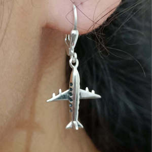 Aeroplan - Pendientes Colgantes Hechos a Mano en Plata de Ley 925 con Perlas Minimalistas, Regalo para Amantes de los Viajes, Pilotos, Aviación, Avión - Product Image 5