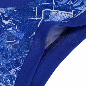 Conjunto de Camiseta y Pantalones Cortos de Baloncesto Unisex, Tallas Grandes, 100% Poliéster, Antibacteriano, Secado Rápido, Transpirable, con Estampado Digital por Sublimación - Product Image 6