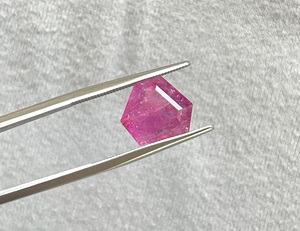 Chứng Nhận 3.72 Carats Mozambique Của <span class=keywords><strong>Ruby</strong></span> Fancy Mặt Cắt Đá Không Có Nhiệt Chất Lượng Hàng Đầu Cho Đồ Trang Sức Mỹ Làm Đá Quý Tự Nhiên - Product Image 4