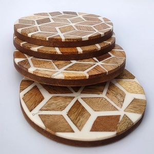 Posavasos de resina y madera con mezcla de tamaños personalizados, posavasos de la mejor calidad, multicolores y uso en fiestas en casa - Product Image 3
