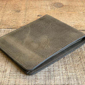 Cartera de cuero personalizada cartera plegable clásica personalizada delgada regalo desgastado Unisex monograma aniversario - Product Image 1