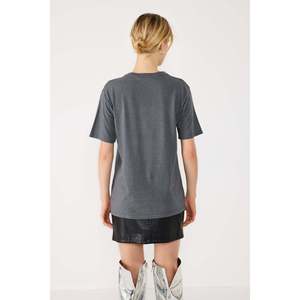 T-shirt à col rond coupe décontractée - Product Image 5