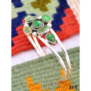 Pulsera de Moda Hecha a Mano en el Suroeste con Turquesa de la Valle de Esmeralda y Plata de Ley - Product Image 3