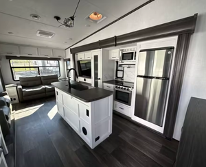 Autocaravana/Remolque de Viaje Dutchmen A-t-l-a-s 2992R-L-F 2025 2024 2026 - Product Image 3