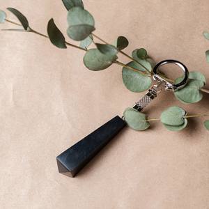 Péndulo de shungita para llavero - Product Image 1