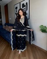 Femmes fête de mariage lourd brodé style pakistanais Salwar Kameez costume ensemble robe ethnique disponible au meilleur prix de gros