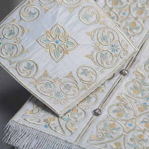 Elegante Vestimenta de Iglesia Bordada en Dorado y Azul, Túnicas de Clérigo Ornamentadas Hechas a Medida, Ropa Ceremonial para Sacerdotes Ortodoxos, Venta al Por Mayor - Product Image 2