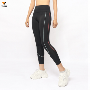 Pantalones de Yoga de satén de cintura alta sin costuras con efecto de levantamiento de glúteos Leggings transpirables para deportes de gimnasio para mujer - Product Image 1