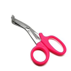 Tijera quirúrgica alemana de acero inoxidable, tijeras médicas universales con mango de plástico rosa de primeros auxilios profesionales - Product Image 5