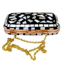 Pochette de soirée en nacre de luxe faite à la main pour mariage Sac de fête exclusif pour dames avec chaîne - Product Image 1