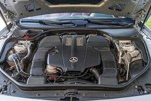 ใช้เครื่องยนต์ SL400 Twin-Turbo V6 - Product Image 5