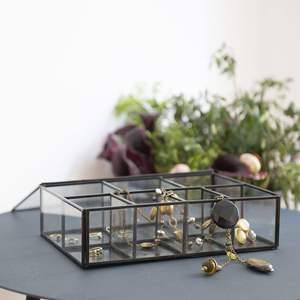 Joyero de cristal de lujo europeo moderno 2025, rectángulo decorativo para el hogar, múltiples particiones, pantalla de almacenamiento a presión, borde de Metal negro - Product Image 6