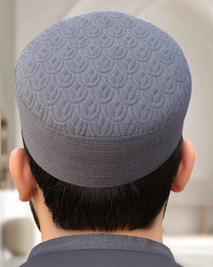 Topi de prière islamique à porter au quotidien pour hommes fabriqué avec des coutures fines et un matériau respirant pour un port prolongé - Product Image 2