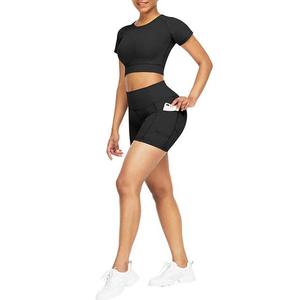 Ensemble 2 pièces de soutien-gorge de sport et short de yoga pour femme, personnalisable, grande taille, séchage rapide, respirant, réversible et léger, vente en gros - Product Image 3