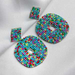 Pendientes de cuentas bohemias con flecos en cascada Andy de diseño turquesa, regalo de joyería único - Product Image 4