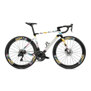 จักรยานเสือหมอบรุ่นใหม่ V4Rs Tadej Dura-Ace Di2 โครงคาร์บอน พร้อมใช้งานทุกขนาด ENVE - Product Image 1