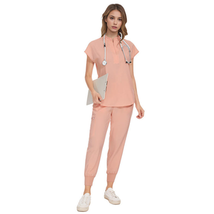 Conjuntos de uniformes médicos contemporáneos con manga corta de corte limpio y cuello alto afilado para un estilo clínico - Product Image 5