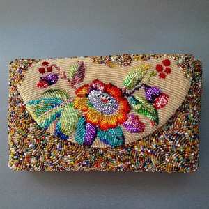 BORDADO INTELIGENTE BOLSOS ÚNICOS MEJOR Estilo bohemio Bordado Trabajo Mano Embrague Monederos Diseño elegante Forro Perla Noche al por mayor - Product Image 1