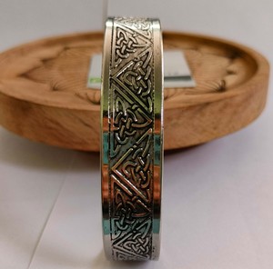 Brazalete abierto Ajustable Vintage para mujer, brazalete magnético de plata hecho a mano, artesanía ingeniosa de resina, salud personalizada Artificial - Product Image 6