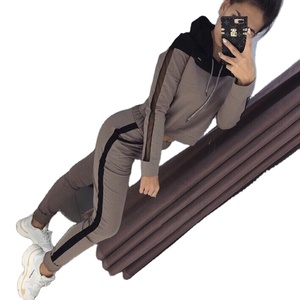 Meilleur prix Tie Dye femmes Sporty Active Wear deux pièces Jogging survêtement respirant gilet Biker Shorts pour adultes pour l'hiver - Product Image 1
