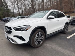Un MERCEDES-BENZ GLA SUV 250 4MATIC 2022 d'occasion, magnifique, avec transmission V6 8 vitesses, 221 CV, 2L, 14, prêt à la vente. - Product Image 5