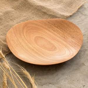 Assiette en bois pour les fêtes et les événements, usage traditionnel et festif - Product Image 5