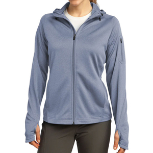 Vêtements décontractés de couleur unie sweats à capuche respirants pour femmes sweats à capuche coupe ajustée lourds fabriqués au Pakistan - Product Image 4